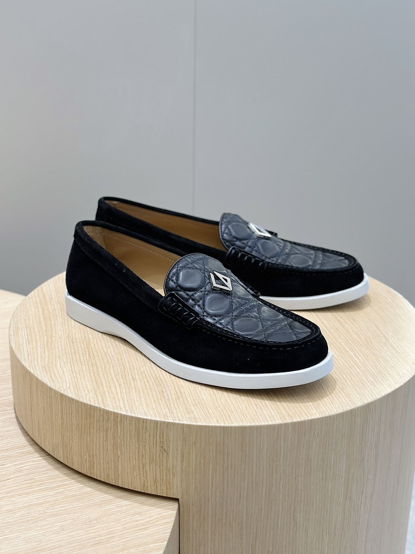 Christian Dior Low Shoes